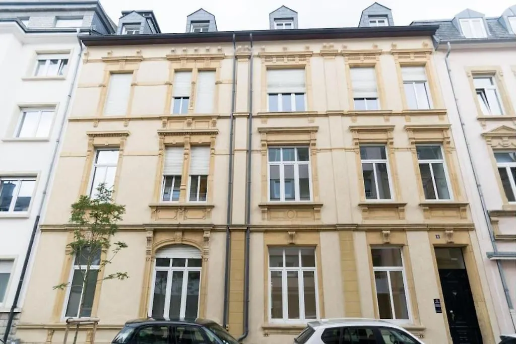 Studio Fischer A La Petrusse 302 Luxembourg Luxembourg