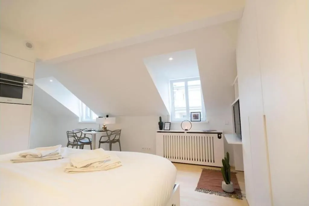 Studio Fischer A La Petrusse 302 Luxembourg Luxembourg